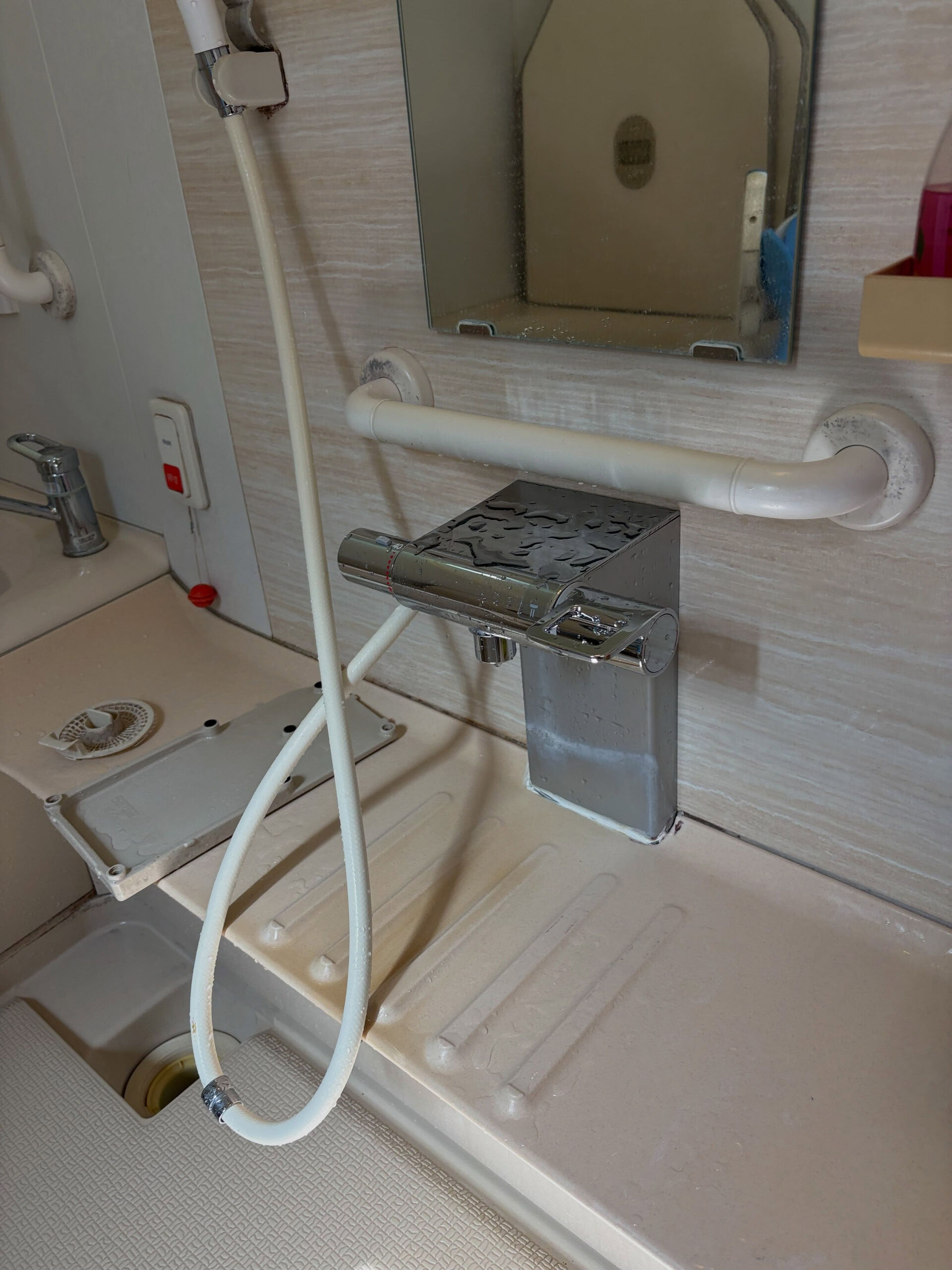 【松山市｜浴室サーモスタット混合水栓交換🚿】