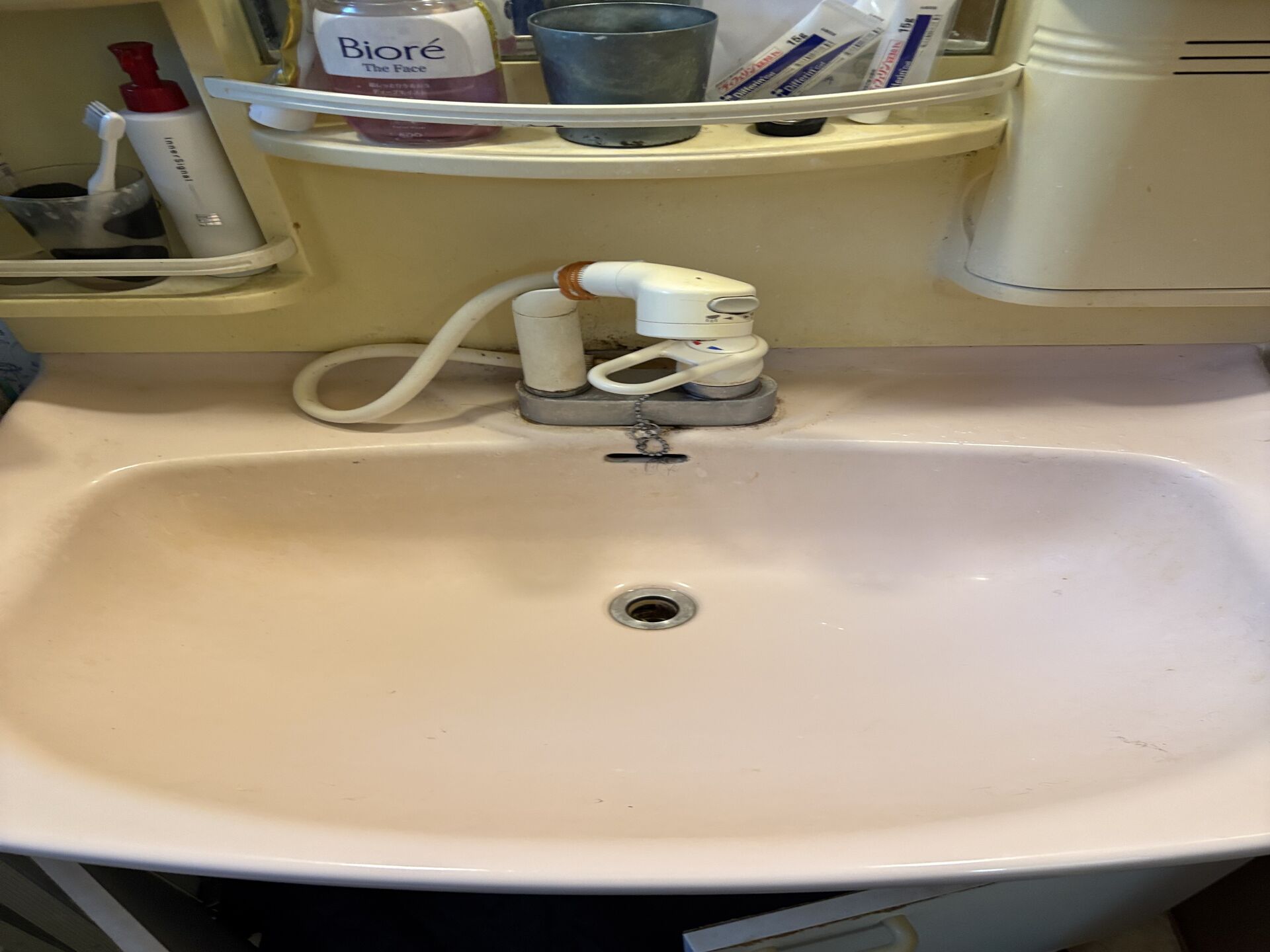 【松山市】洗面台の蛇口交換🚰 給水管の中折れトラブルを内径レンチで補修🔧 🚰