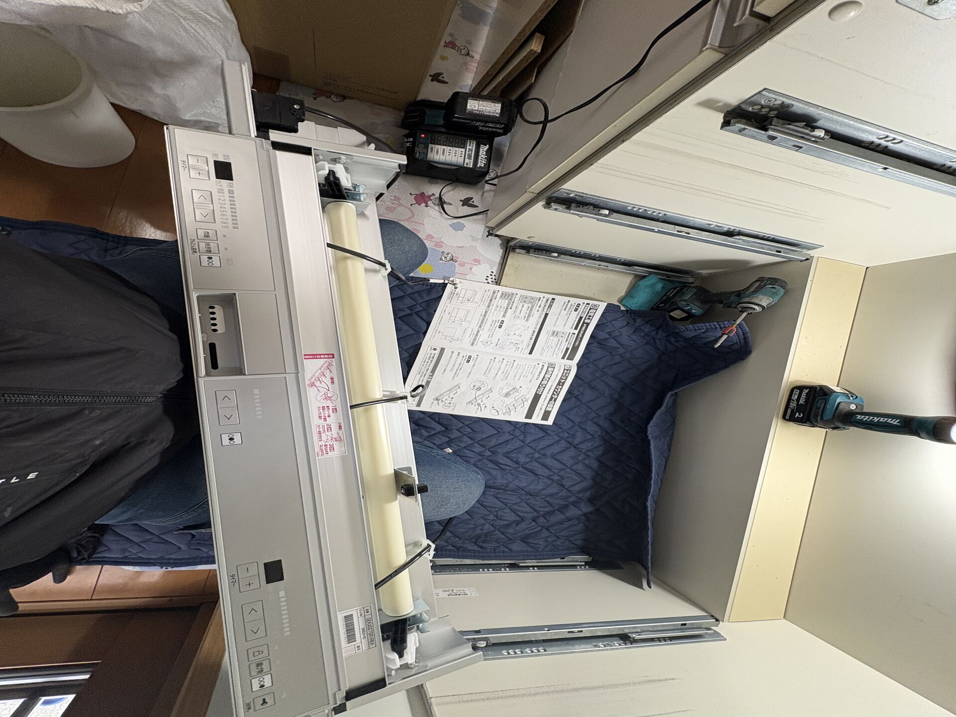 【松山市】Panasonic トリプルワイドIHクッキングヒーター交換工事｜専用操作パネルも同時交換🔧