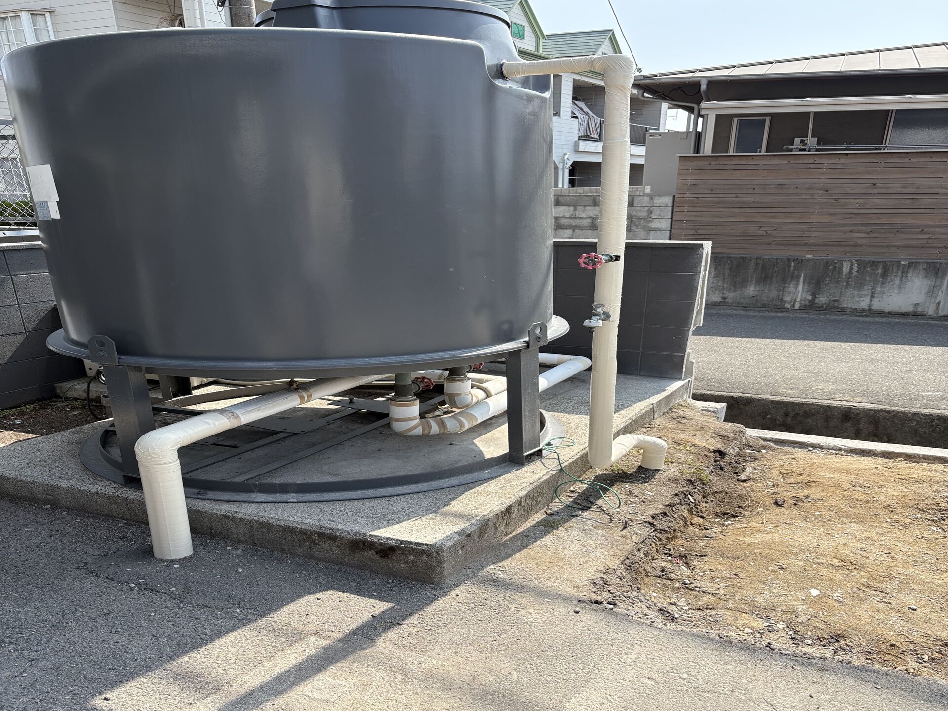 【松山市】ダイキン薄型エコキュート交換工事を行いました！