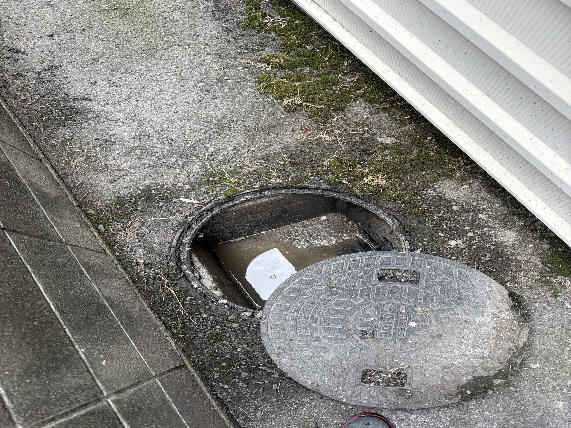 【松山市】ダイキン薄型エコキュート交換工事を行いました！